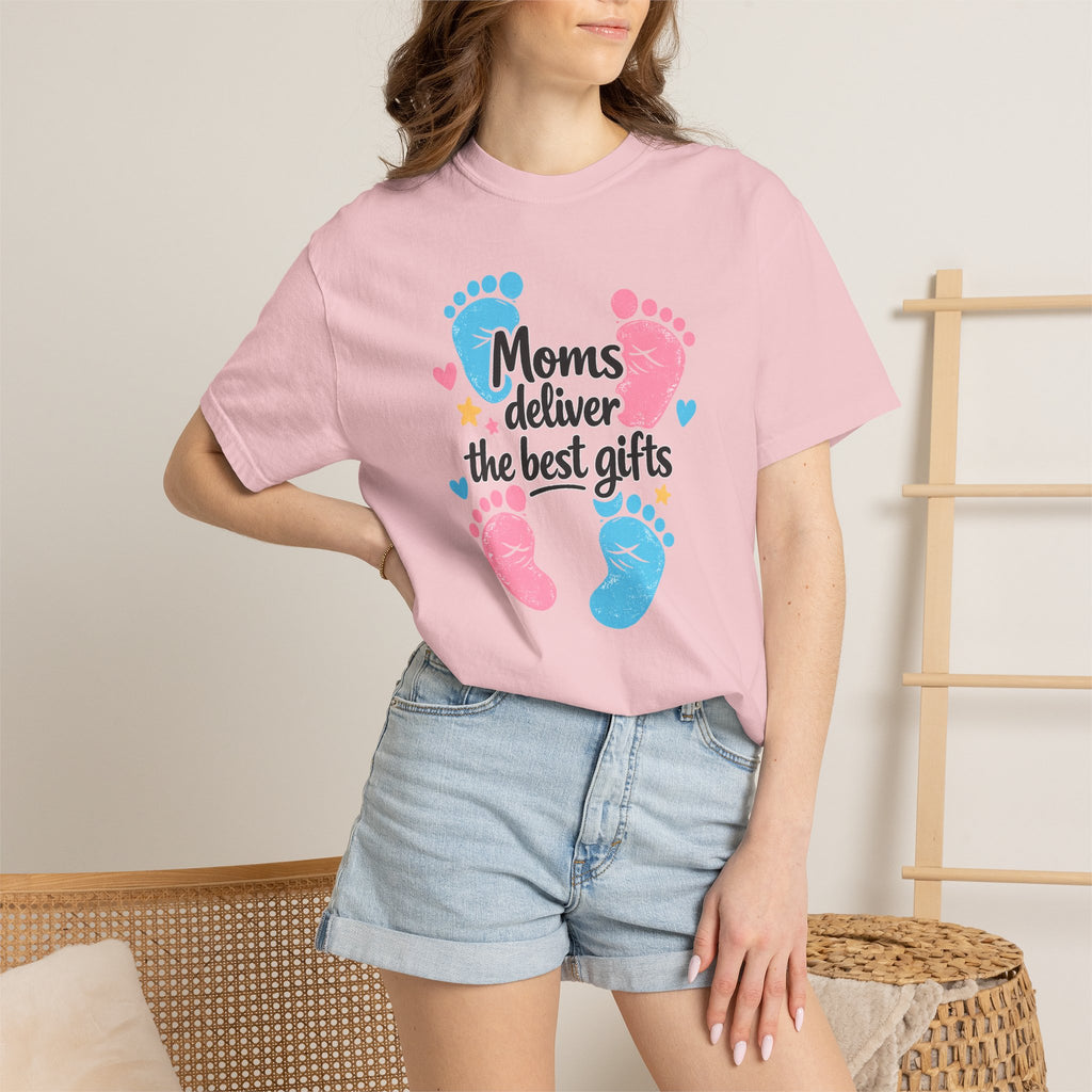 "Moms Deliver the Best Gifts" Baby Footprint T-Shirt (Dark Font)