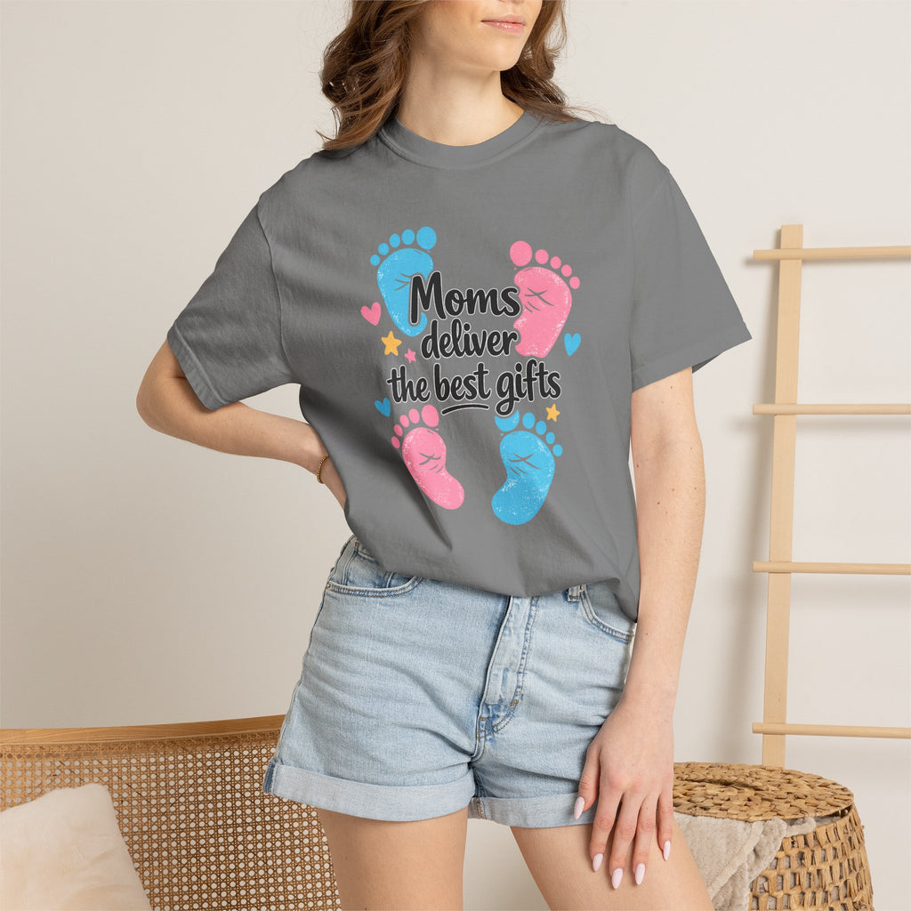 "Moms Deliver the Best Gifts" Baby Footprint T-Shirt (Dark Font)
