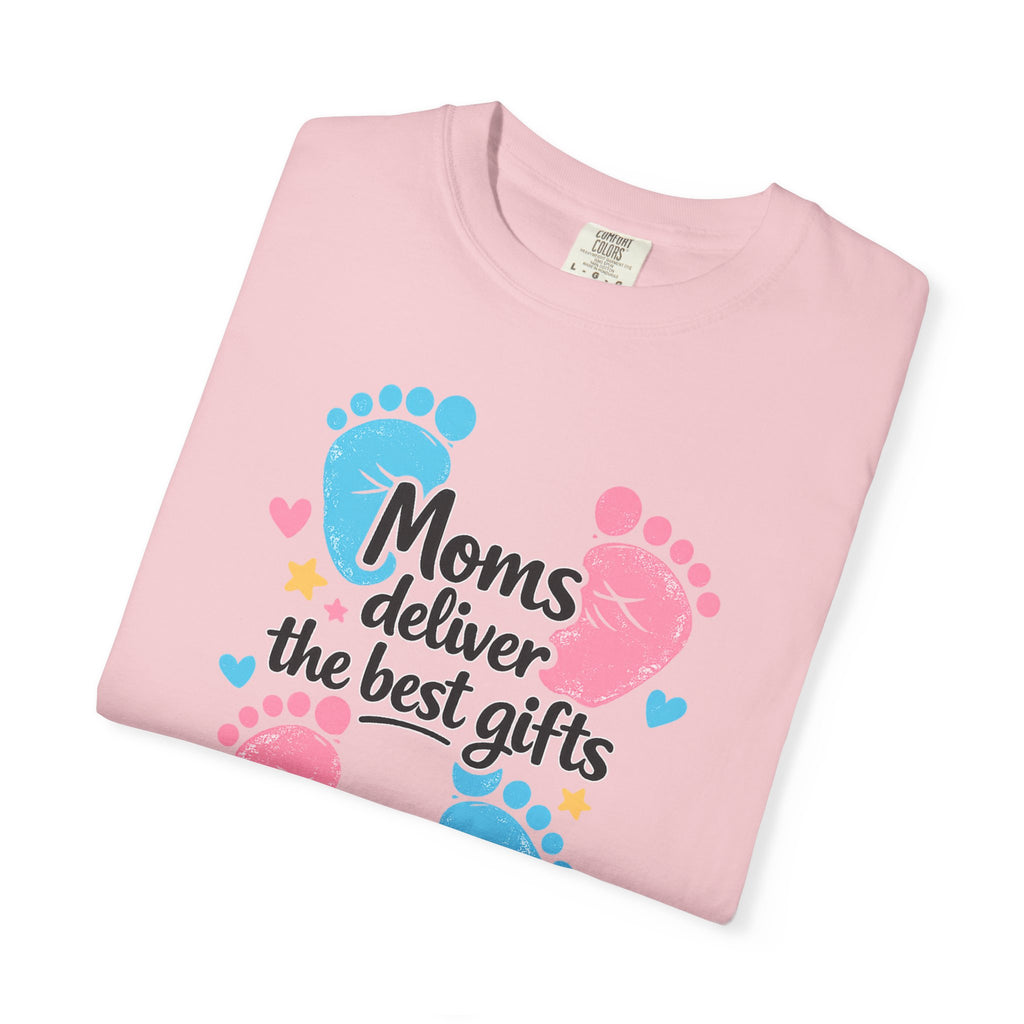 "Moms Deliver the Best Gifts" Baby Footprint T-Shirt (Dark Font)